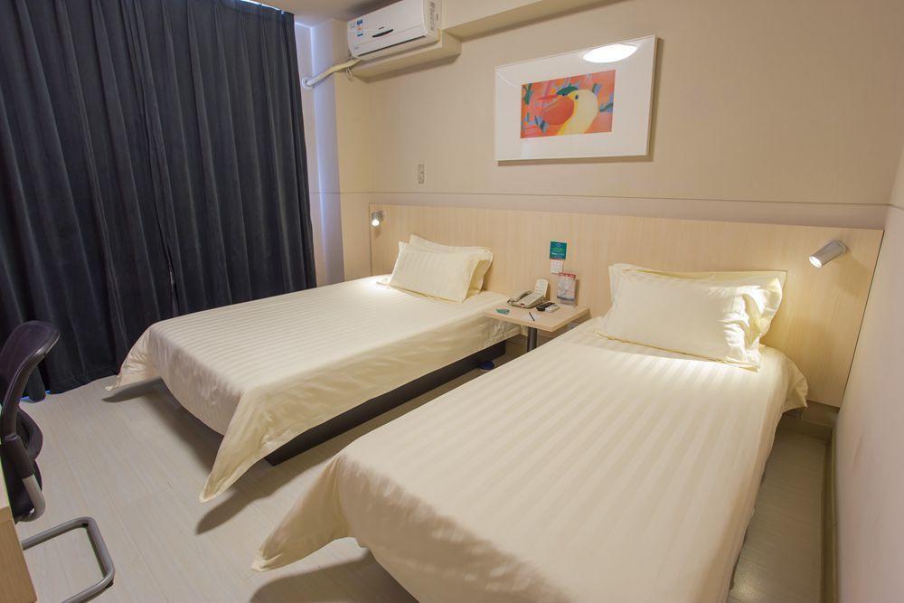 Jinjiang Inn Wanda Plaza Hotel Taiyuan Street Σενγιάνγκ Εξωτερικό φωτογραφία