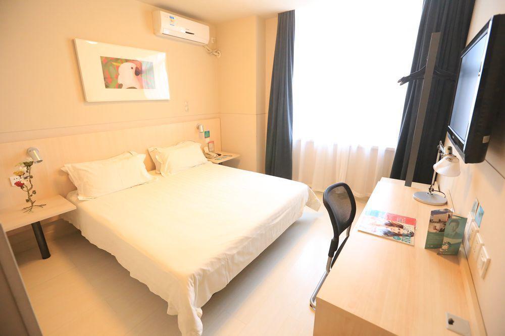 Jinjiang Inn Wanda Plaza Hotel Taiyuan Street Σενγιάνγκ Εξωτερικό φωτογραφία
