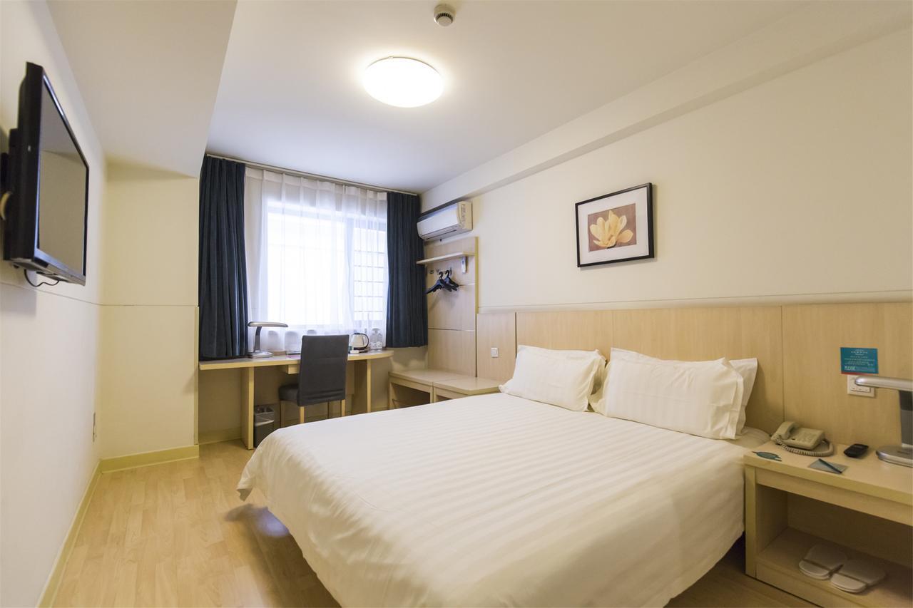 Jinjiang Inn Wanda Plaza Hotel Taiyuan Street Σενγιάνγκ Εξωτερικό φωτογραφία