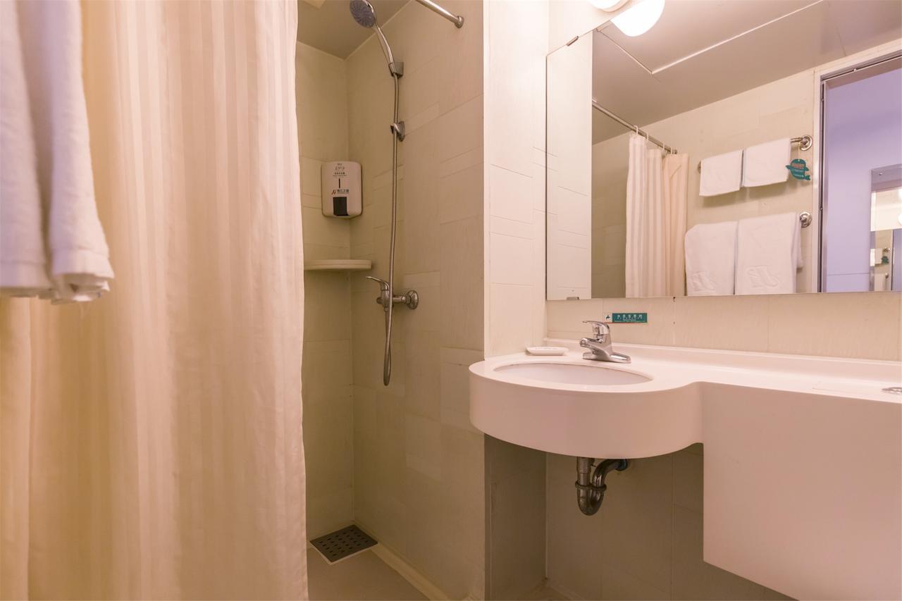 Jinjiang Inn Wanda Plaza Hotel Taiyuan Street Σενγιάνγκ Εξωτερικό φωτογραφία